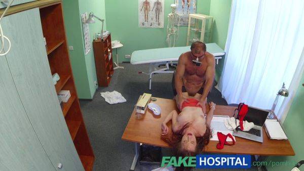 Chelsie Sun gets her pussy filled with hot cream while being an examined patient at FakeHospital - sexu.com - Czech Republic on v0d.com