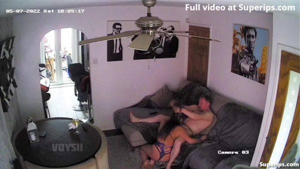 Ipcam Mature Americans Fuck In The Living Room - voyeurhit.com - Usa on v0d.com