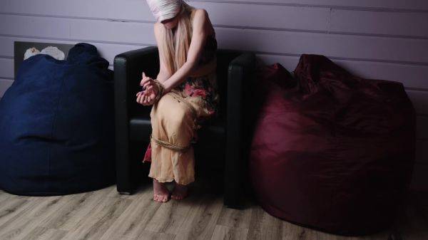 Submissive Wants To Get Free From Punish 6 Min - Kira Loster - hclips.com on v0d.com
