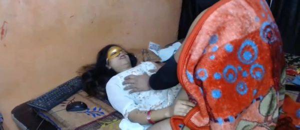 Bangladeshi Horny Sister In Law Fucked Under The Blanket 2 - videohdzog.com on v0d.com