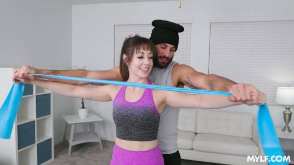 Superb wife fucked by her personal trainer and juiced like a whore - xbabe.com on v0d.com