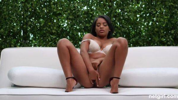 Ebony Interracial Cumshot Casting in Sydney (POV) - porntry.com on v0d.com