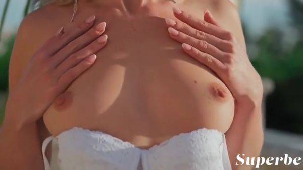 Martha Gromova - The Estate - hotmovs.com on v0d.com