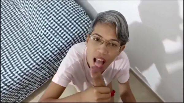 My Sexy Milf Stepmom And Her Amazing Blowjobs - hclips.com on v0d.com