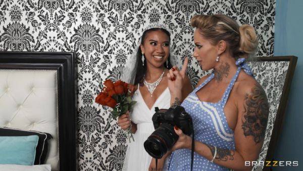 Bitches share dicks in loud FFM perversions during a wedding - hellporno.com on v0d.com
