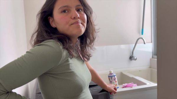 Not In The Window!! Theyre Going To Realize That I Like Lesbians!! - hclips.com on v0d.com