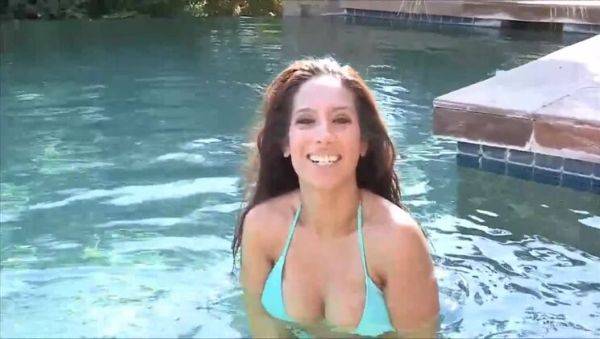Steamy Texan Voyeur 10 - Zoey - veryfreeporn.com on v0d.com