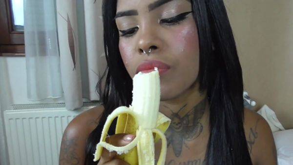 Ebony Teen Banana Eating - SoloAustria - hotmovs.com on v0d.com