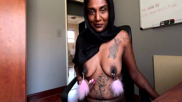 Desi In Hijab Smoking While Wearing Nipple Clamps 10 Min - hclips.com on v0d.com