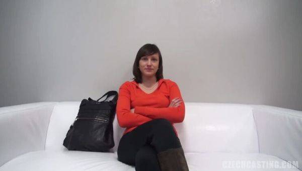 Honey, the Brunette in Casting - veryfreeporn.com - Czech Republic on v0d.com