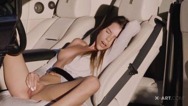 Jessica's Solo Adventure - xxxfiles.com on v0d.com
