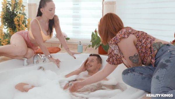 Threesome bath fuck with yoga sex poses after - anysex.com on v0d.com