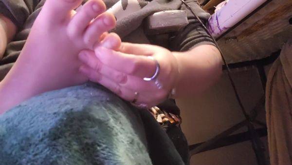 Foot Care - Day 8 - Pumice Stone Lotion And Silicone Sock (part 3) - hclips.com on v0d.com
