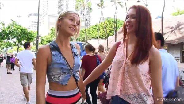 Melody & Lena Caught Exposed in Waikiki - veryfreeporn.com on v0d.com