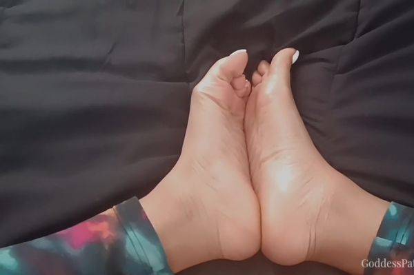 Dose Of My Sexy Feet - hclips.com on v0d.com