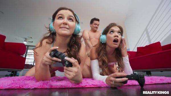 Gamer Girls Compete For Cock - upornia.com on v0d.com