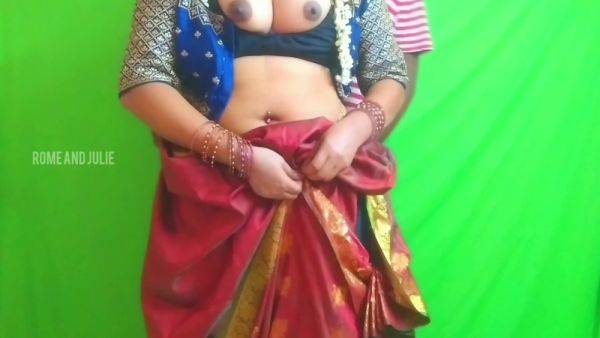 Tamil Actress In Tamil Stepmom Julie Begging Her Stepson For Sex Tamil Audio - desi-porntube.com on v0d.com