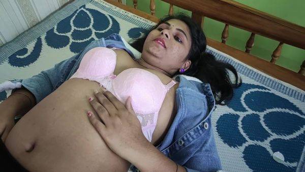 Skirt And Shirt Romance By Vaishnavy And Sharun Raj, Shirt Open And Bra Show With Boobs Press Fuck, Mallu Couple Hot Fuck Love With Valentine S Day - desi-porntube.com - India on v0d.com