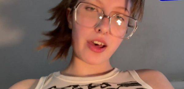 Sexy Girl With Cowgirl Glasses Fucks A Dude - YourSofia - inxxx.com on v0d.com