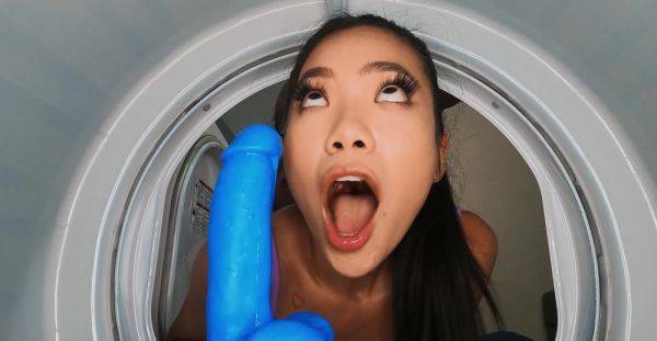 Appealing Asian with p***e forms lets chubby ass ebony mom make out with her - alphaporno.com on v0d.com