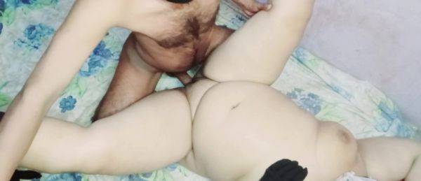 Devar Bhabhi And Pat A - Bund Vich Naa Paae Nahi Ki Kha Tey Phudi Marda Tu Lora Ve Wadha Hu Gaya - desi-porntube.com - India on v0d.com