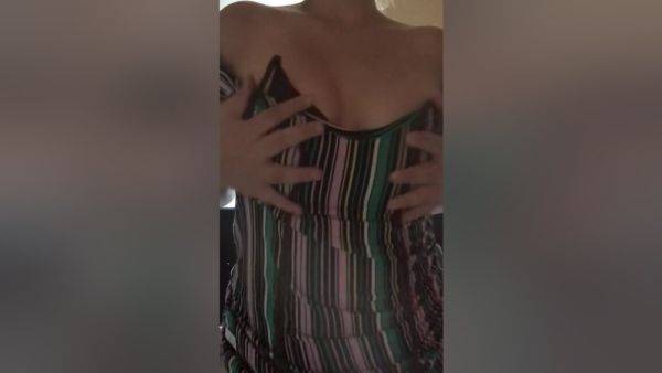 Sexy Baby Come With Little Bit - desi-porntube.com on v0d.com
