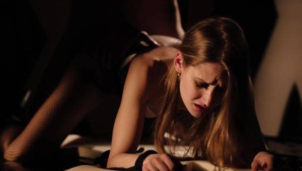 Addictive MILF gets fucked in series of hardcore scenes - alphaporno.com on v0d.com