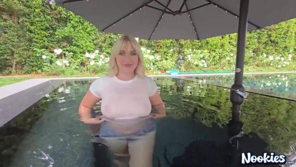 Maisey Monroe - Kinky Wet Dream Featuring Her Stepdad - videomanysex.com on v0d.com