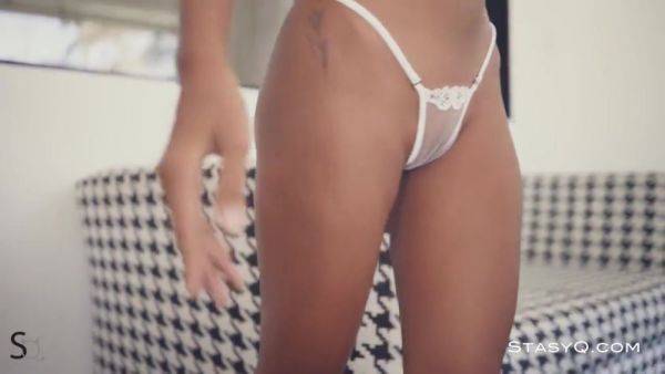 Putri Cinta - Reveal Her Beautiful Wet Hair - hotmovs.com on v0d.com
