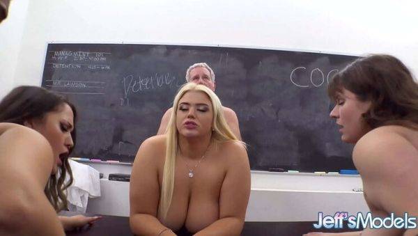 Chubby Interracial Sex Party with Big Booty Sluts - xxxfiles.com on v0d.com