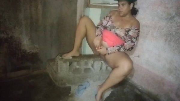 The Boss Goes To Supervise The Work And While The Workers Arrive She Masturbates And Ends Up Rich - Hindi Sex - desi-porntube.com - India on v0d.com