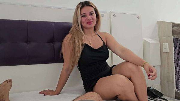 My Stepmom Wants Me To Check Out Her Sexy Body - porntry.com - Colombia on v0d.com