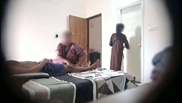 Maids Get A Flash Of Dick During Massage Session - porntry.com on v0d.com