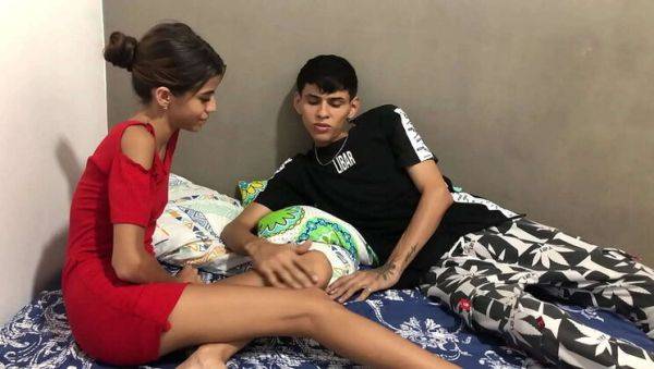 Sexy Little Sister Helps Me Out - porntry.com - India on v0d.com
