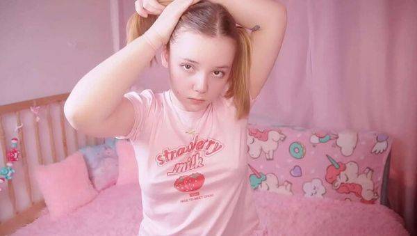 Step Daddy Fucks Tiny Princess in Taboo Bedroom Fun - porntry.com on v0d.com