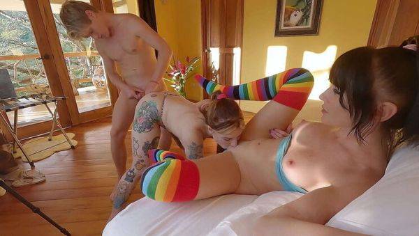 Hot Step Mom Fucked in Threesome With Big Cock - veryfreeporn.com on v0d.com