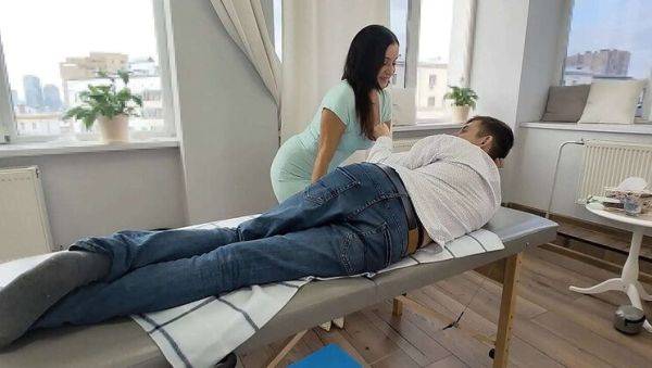 Stepmom Fucked Twice - Anal and Blowjob with Big Booty Alina - veryfreeporn.com on v0d.com
