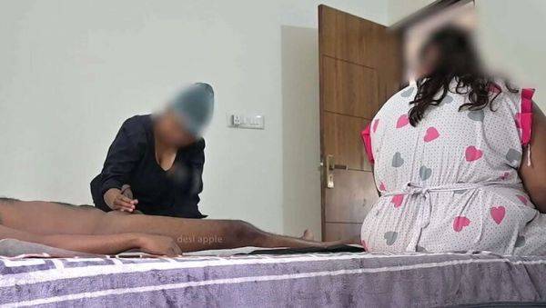 Asian Spa Dick Flash For Happy Ending With Wife Watching - veryfreeporn.com on v0d.com