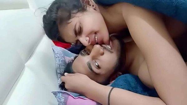 Indian Bhabhi Tannubhabhi Enjoys Loud Moaning Sex with Ex - porntry.com - India on v0d.com