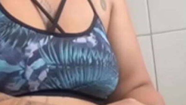 Married Babe Exposes Swollen Pussy in Cooking Videos - xxxfiles.com on v0d.com