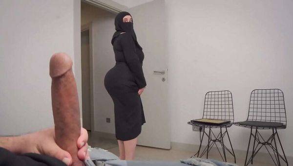 SHOCKED MILFs NEED IT BIG AND ROUGH - xxxfiles.com on v0d.com