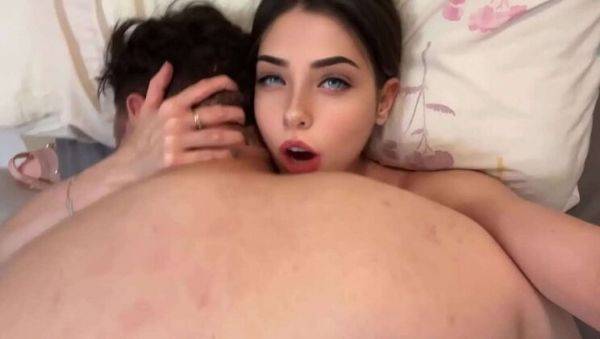 Stepdad Fucks Tiny Masseuse in Training (Spanish Hardcore) - porntry.com - Spain on v0d.com