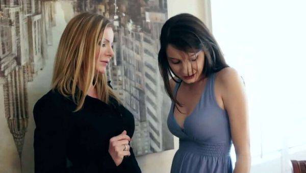 Sexy Lesbians - Horny MILF Lesbians - porntry.com on v0d.com