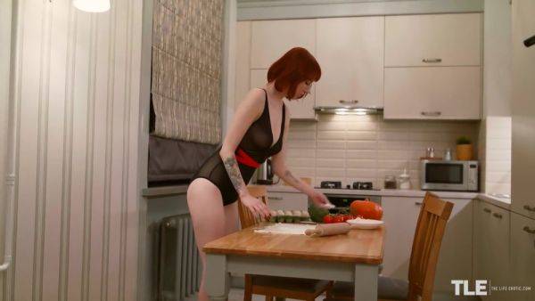 My Rolling Pin 2 - Lilly Mays - videomanysex.com on v0d.com