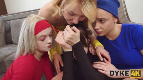 Sara Bork and her dance students turn into sex teachers for their hot lesbian orgy - sexu.com - Russia on v0d.com