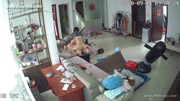 Hackers use the camera to remote monitoring of a lover's home life.609 - hotmovs.com - China on v0d.com