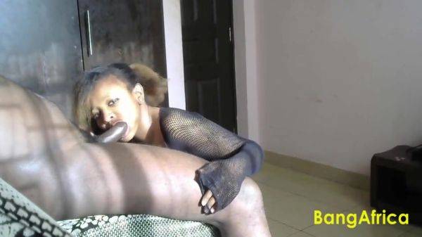 Amazing Head From Little Ebony Minx - hclips.com on v0d.com