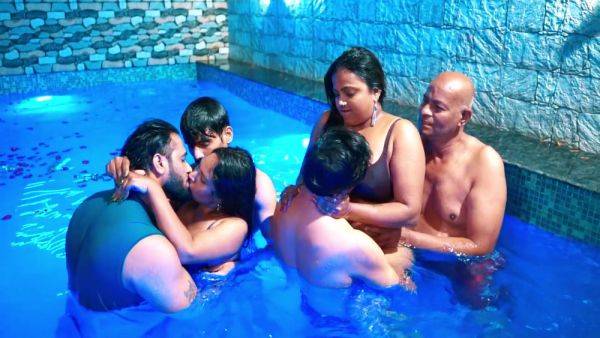 Gangbang Sex Is Full Entertainment In The Swimming Pool - desi-porntube.com - India on v0d.com