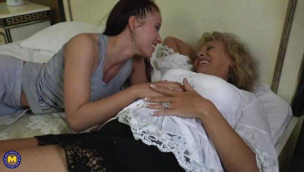 Mature Lesbians Isadora and Malinde: A Blonde and Brunette Playtime - xxxfiles.com on v0d.com