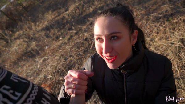 Girlfriend Took Me To The Forest Where She Sucked Me And I Fucked Her - videomanysex.com on v0d.com